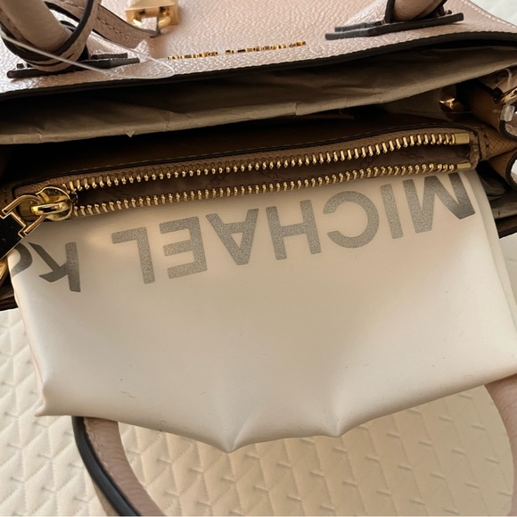 NWOT Michael Kors Mercer Small Satchel with dust bag - Picture 11 of 15